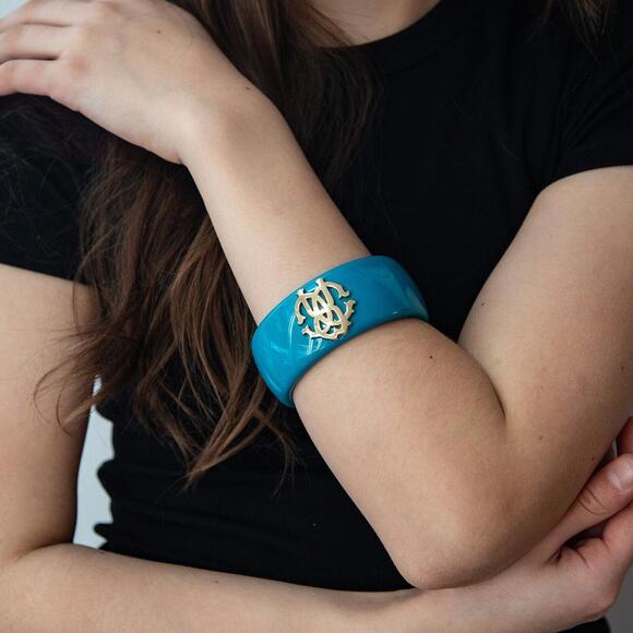 Authentic Roberto Cavalli Teal Blue Bangle Bracelet Plastic Gold Tone Logo Large - Picture 2 of 6